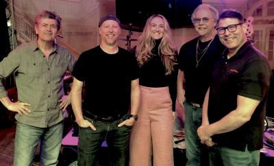 Members of Bacchus Lotus.