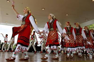 Dancers at Ethnic Fest.